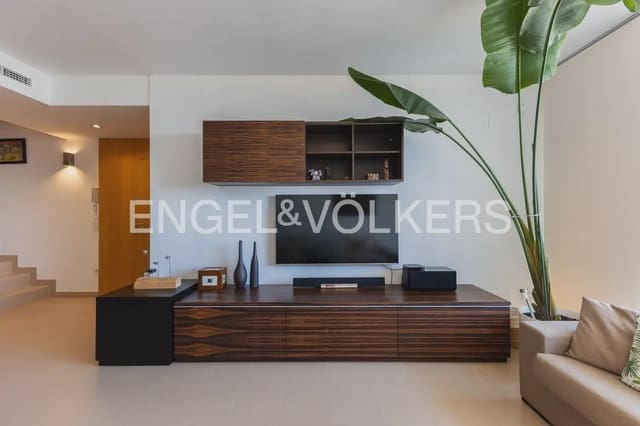 3 soveværelse Villa til salg i Chiva med swimmingpool garage - € 370.000 (Ref: 10134969)