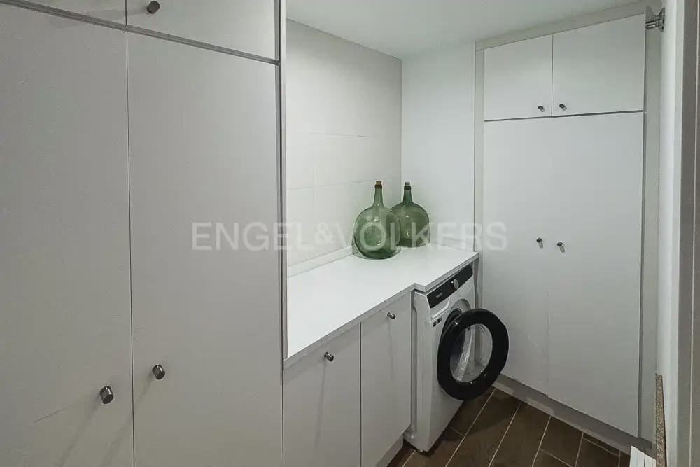 3 camera da letto Appartamento da affittare in Valencia citta con piscina garage - 1.900 € (Rif: 10135179)