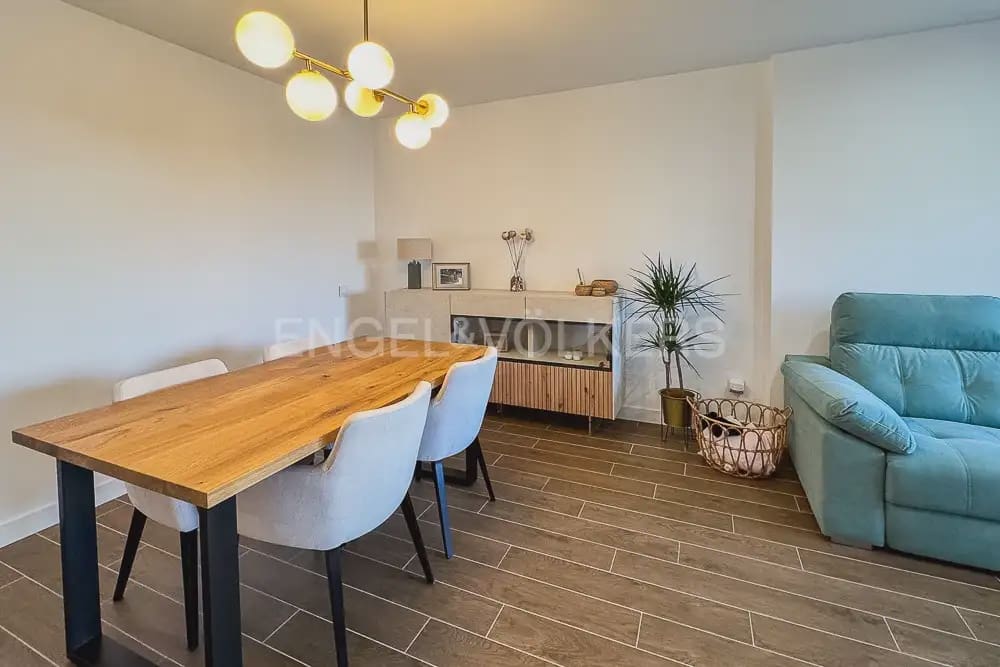 3 camera da letto Appartamento da affittare in Valencia citta con piscina garage - 1.900 € (Rif: 10135179)