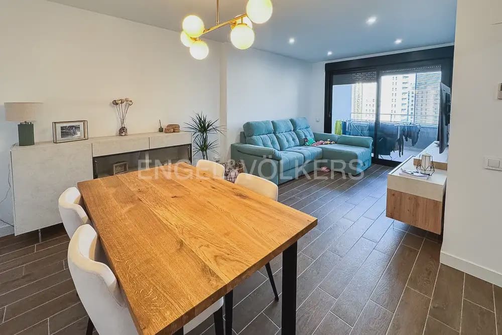 3 camera da letto Appartamento da affittare in Valencia citta con piscina garage - 1.900 € (Rif: 10135179)