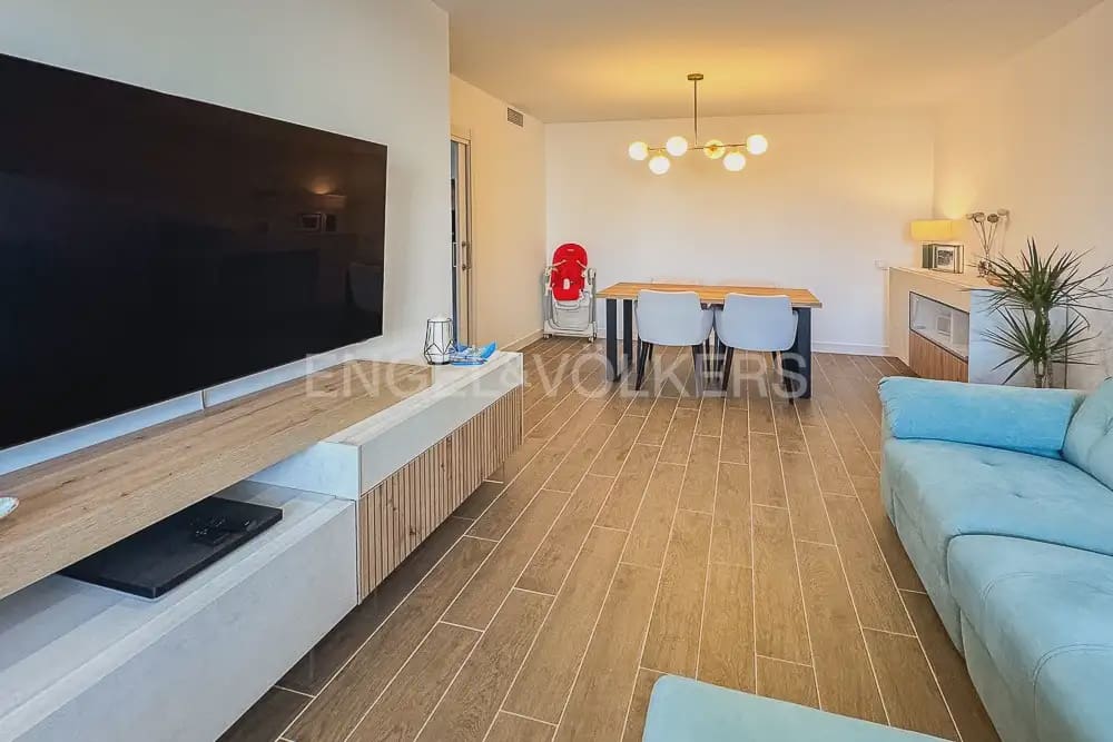 3 camera da letto Appartamento da affittare in Valencia citta con piscina garage - 1.900 € (Rif: 10135179)