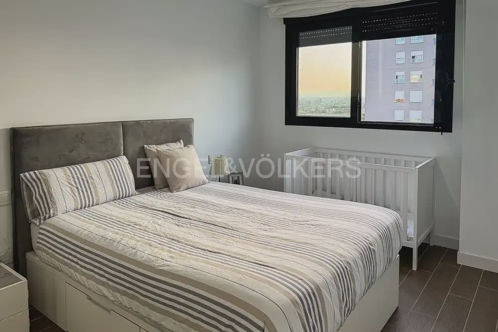 3 camera da letto Appartamento da affittare in Valencia citta con piscina garage - 1.900 € (Rif: 10135179)