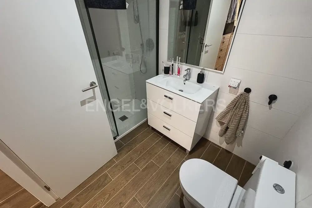 3 camera da letto Appartamento da affittare in Valencia citta con piscina garage - 1.900 € (Rif: 10135179)
