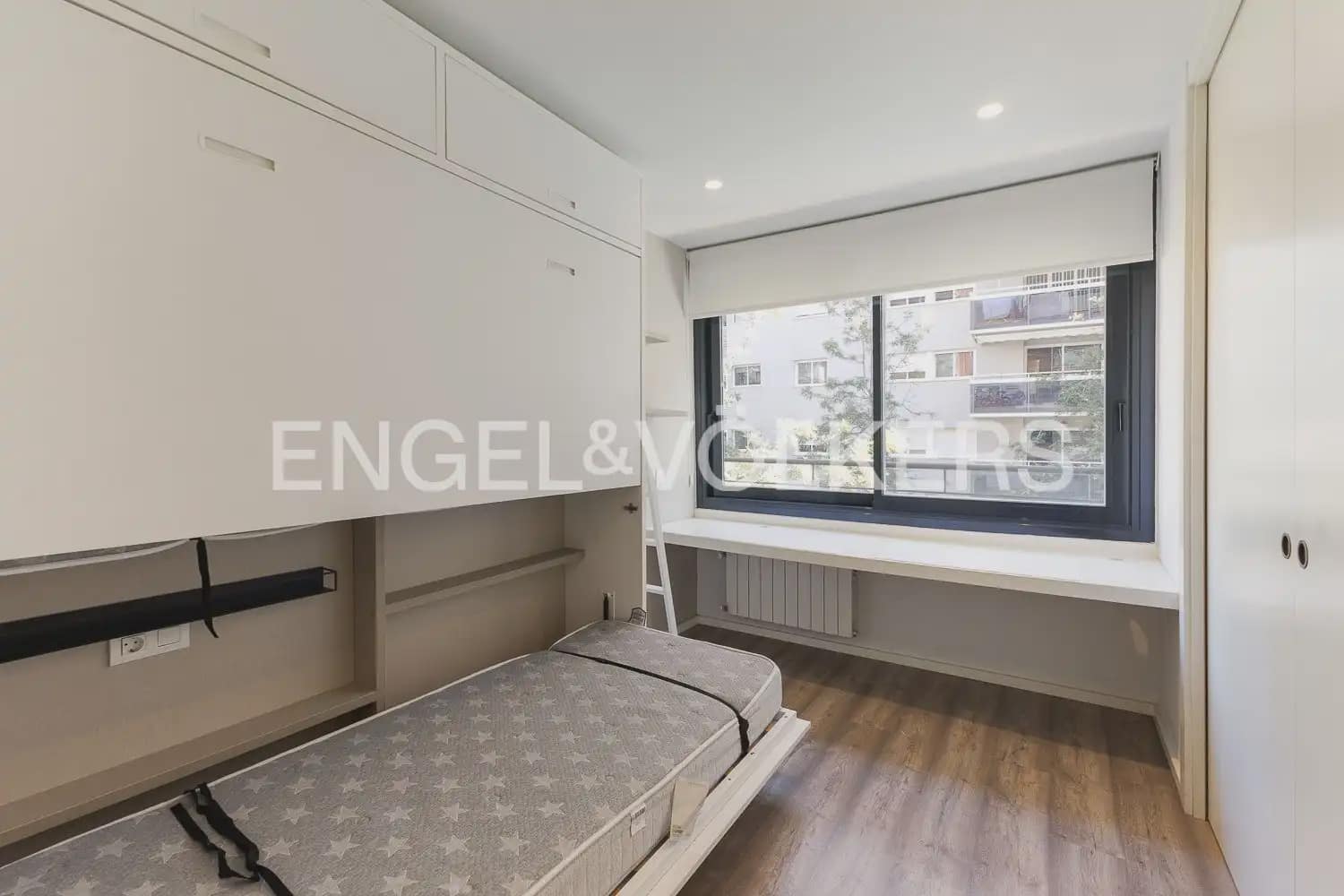 3 soveværelse Lejlighed til leje i Valencia by med swimmingpool garage - € 2.800 (Ref: 10135180)