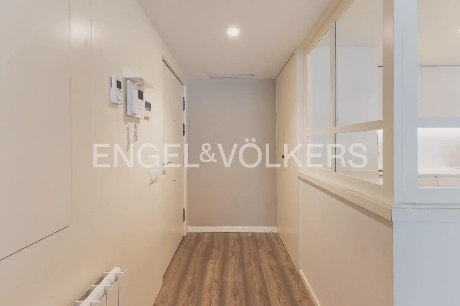 3 soveværelse Lejlighed til leje i Valencia by med swimmingpool garage - € 2.800 (Ref: 10135180)