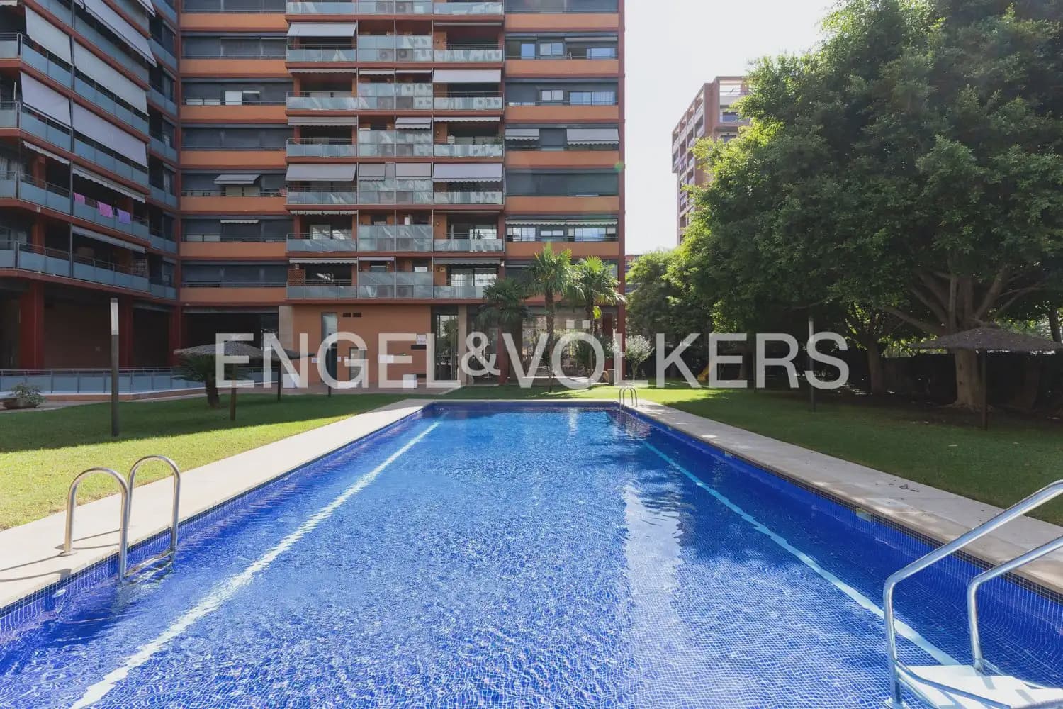 3 soveværelse Lejlighed til leje i Valencia by med swimmingpool garage - € 2.800 (Ref: 10135180)