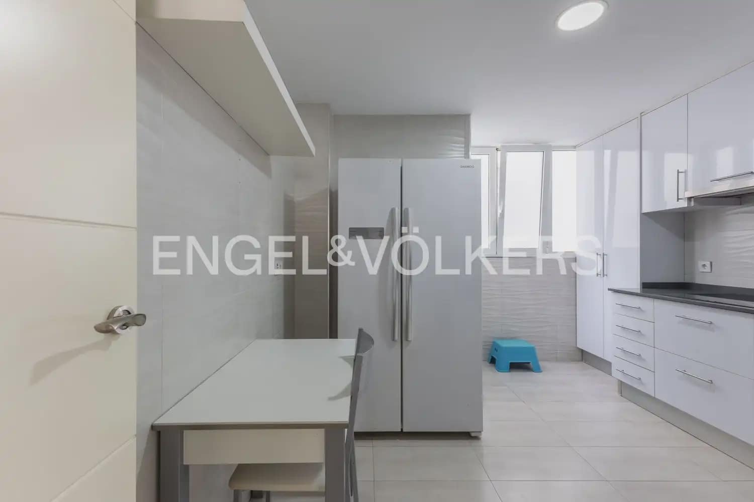 2 soveværelse Lejlighed til leje i Valencia by - € 1.200 (Ref: 10135182)