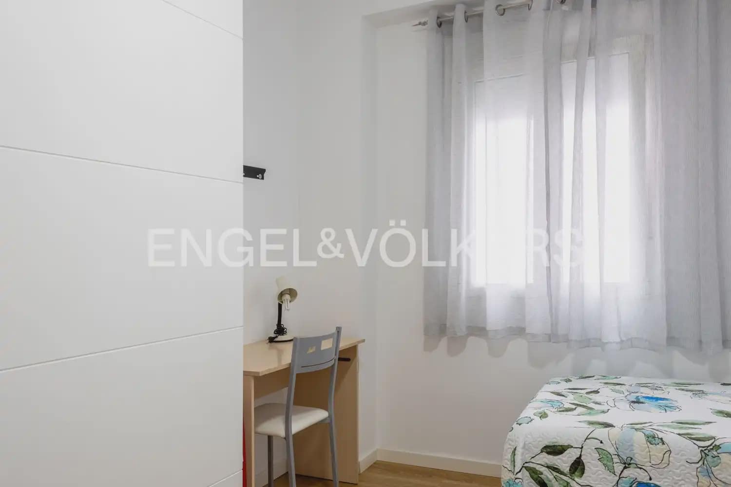 2 soveværelse Lejlighed til leje i Valencia by - € 1.200 (Ref: 10135182)