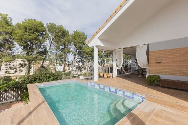 4 bedroom Villa for rent in Chiva with pool garage - € 2,100 (Ref: 10135251)