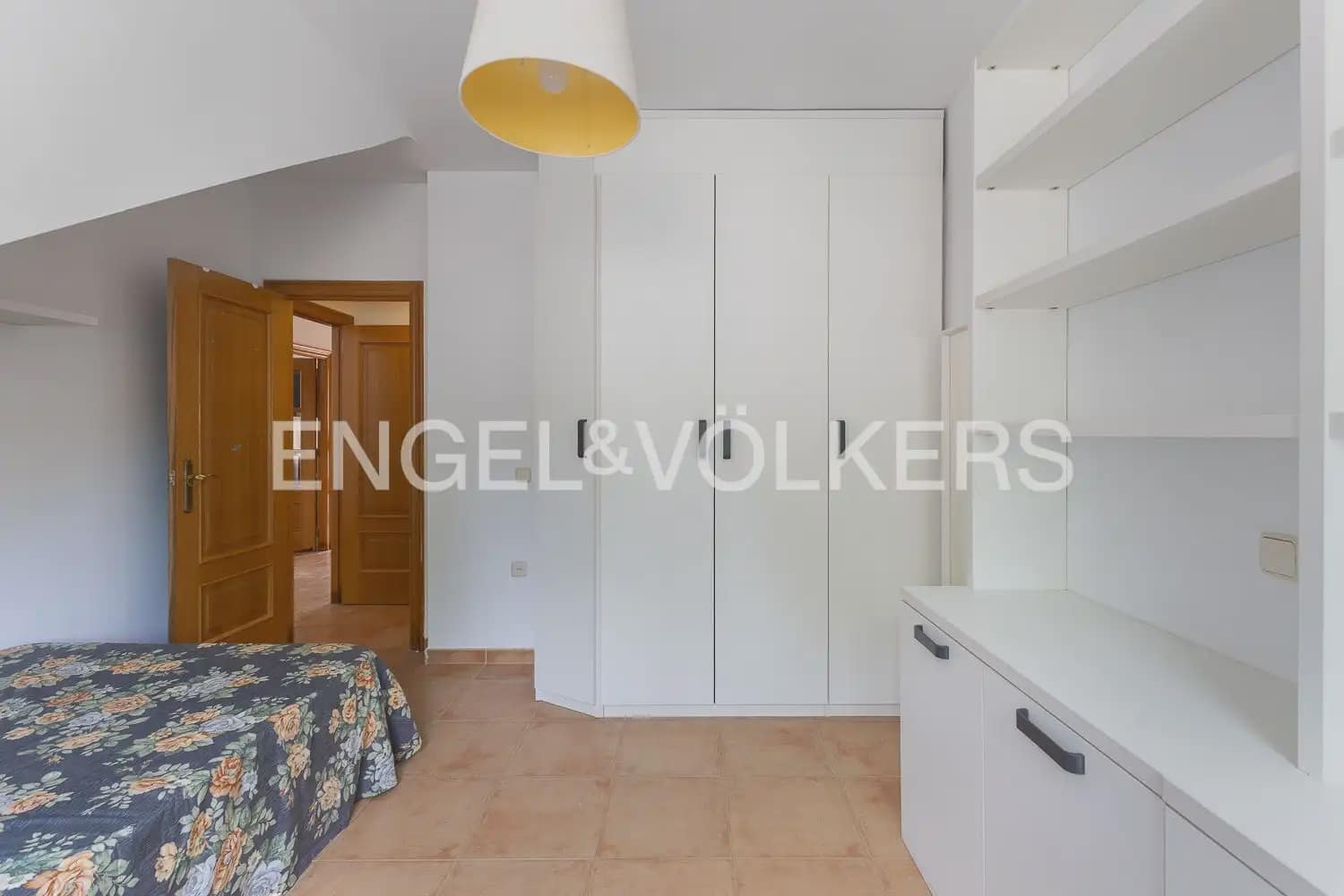 5 camera da letto Villa da affittare in Petres con piscina garage - 2.700 € (Rif: 10135252)