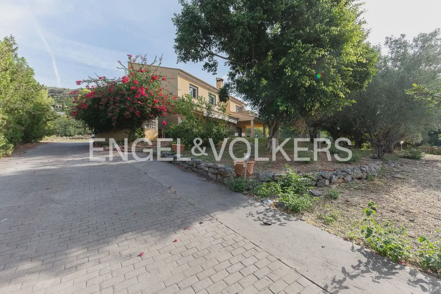 5 camera da letto Villa da affittare in Petres con piscina garage - 2.700 € (Rif: 10135252)