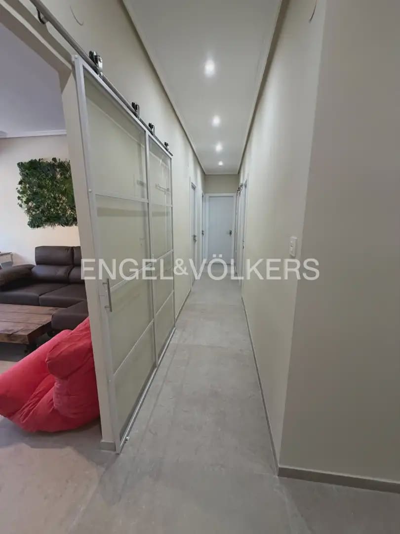 3 soverom Leilighet til leie i Valencia by - € 1 800 (Ref: 10136378)