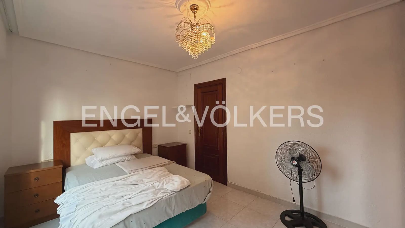 2 sovrum Lägenhet att hyra i Valencia stad - 1 300 € (Ref: 10136379)