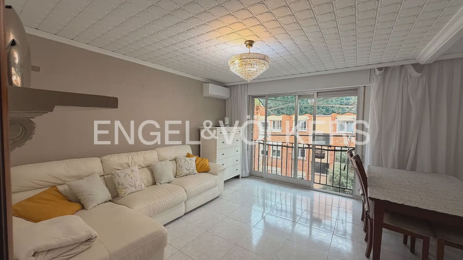 2 sovrum Lägenhet att hyra i Valencia stad - 1 300 € (Ref: 10136379)