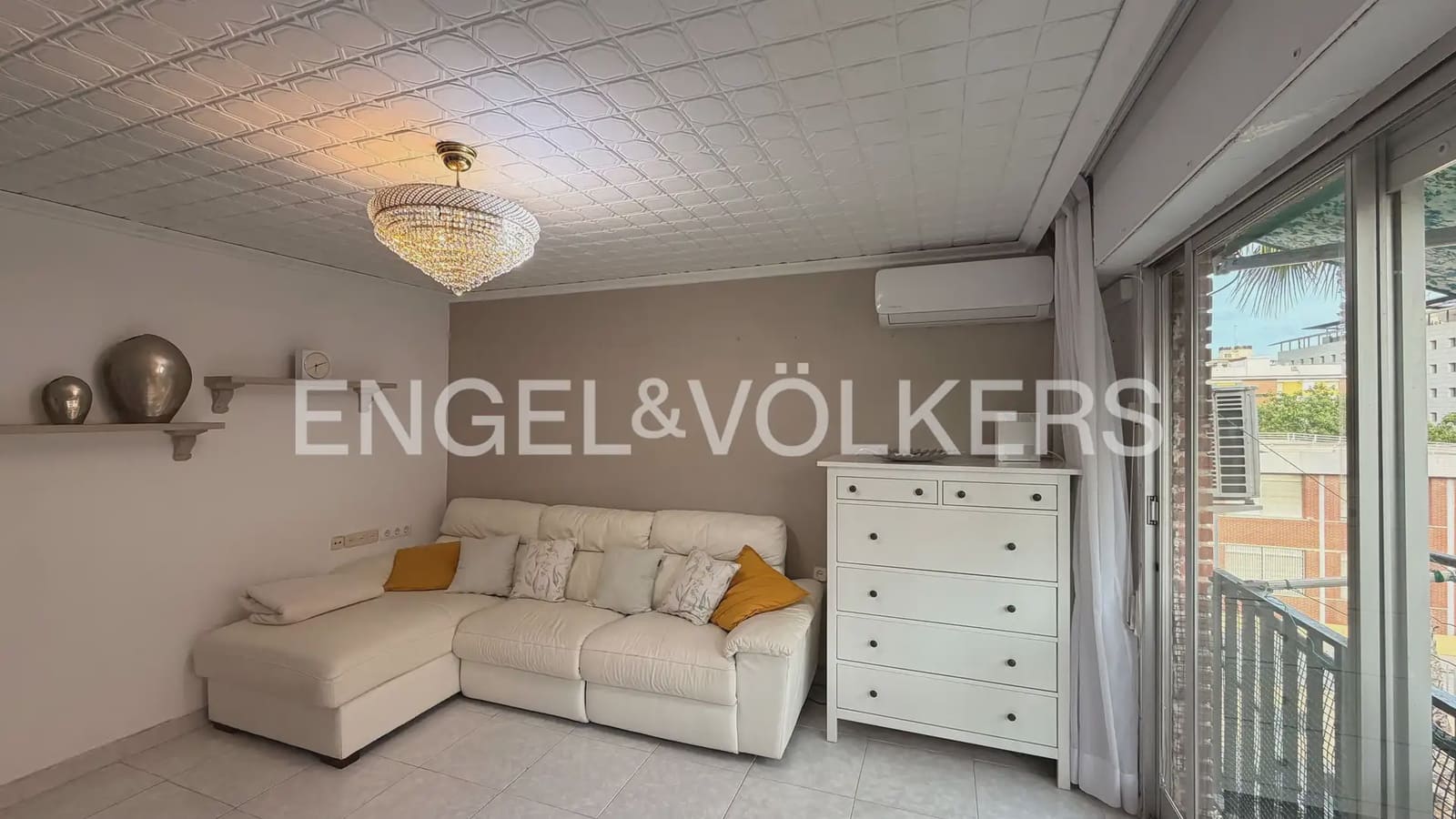 2 sovrum Lägenhet att hyra i Valencia stad - 1 300 € (Ref: 10136379)