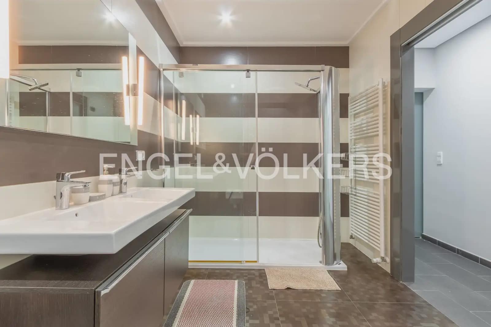 4 chambre Villa/Maison à vendre à Denia avec piscine garage - 960 000 € (Ref: 10136381)