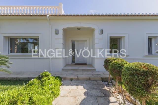 Chalet de 4 habitaciones en El Montgó, Dénia en venta con piscina garaje - 960.000 € (Ref: 10136381)