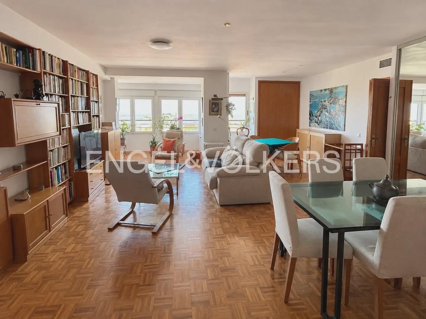 3 quarto Apartamento para arrendar em Valencia cidade com garagem - 2 000 € (Ref: 10136497)