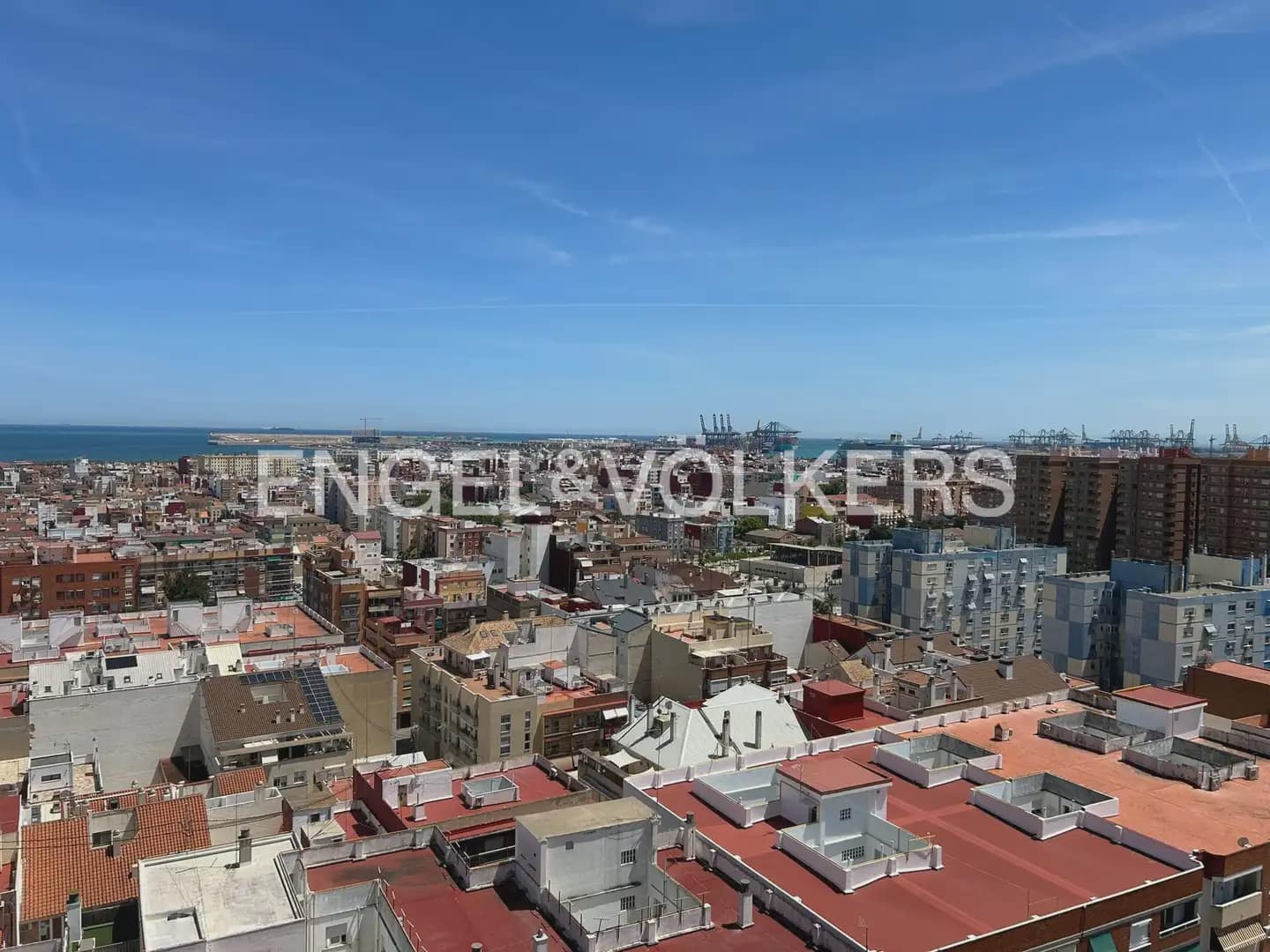 3 quarto Apartamento para arrendar em Valencia cidade com garagem - 2 000 € (Ref: 10136497)