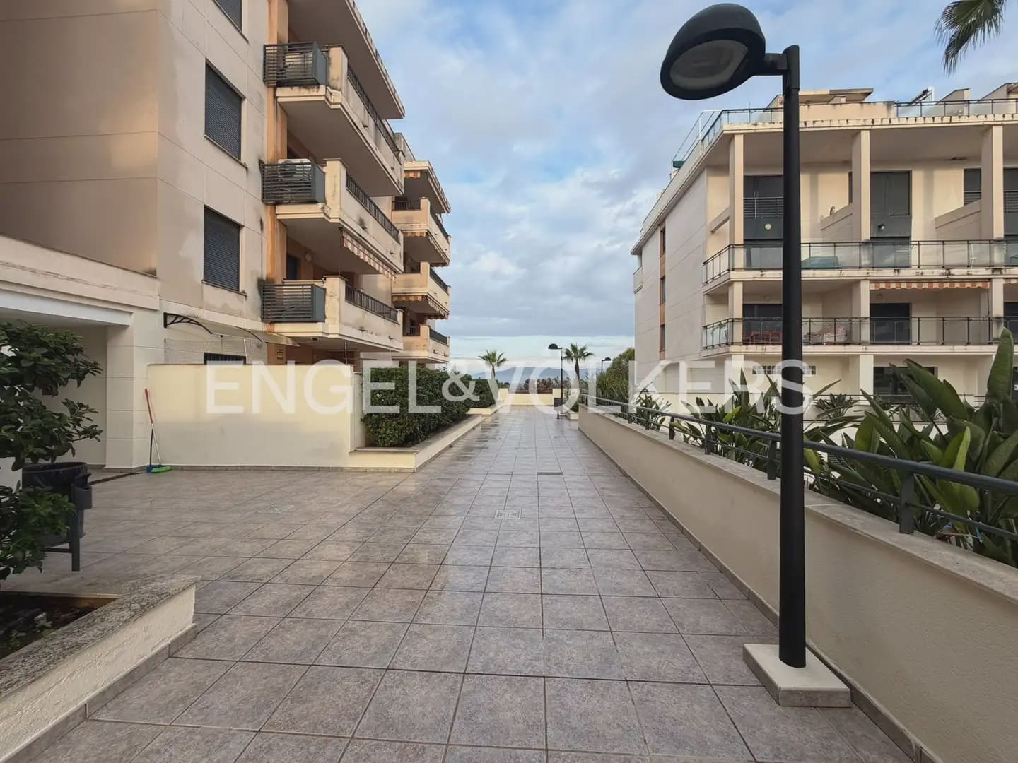 2 sypialnia Mieszkanie do wynajęcia w Almenara z basenem garażem - 800 € (Ref: 10136498)