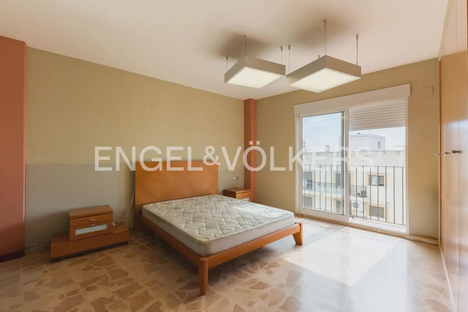 3 camera da letto Appartamento in vendita in Quart de Poblet con garage - 300.000 € (Rif: 10136629)