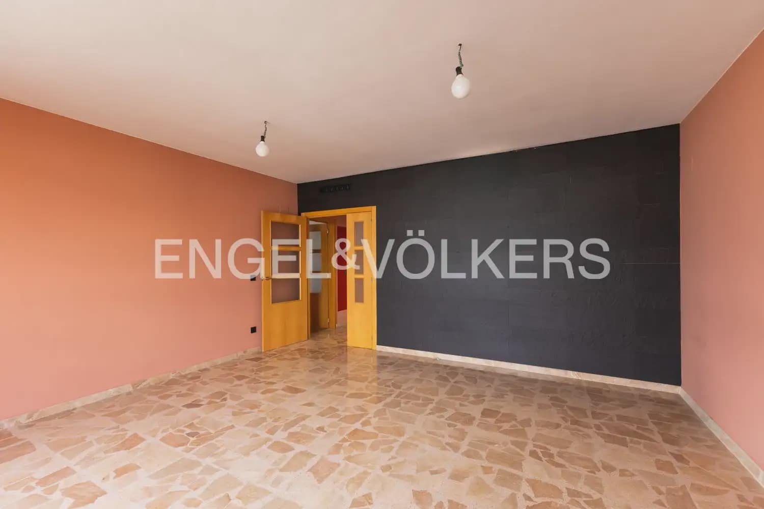 3 camera da letto Appartamento in vendita in Quart de Poblet con garage - 300.000 € (Rif: 10136629)