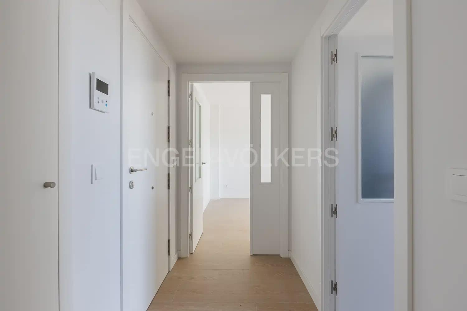 3 soveværelse Lejlighed til leje i Valencia by med swimmingpool garage - € 1.800 (Ref: 10138757)