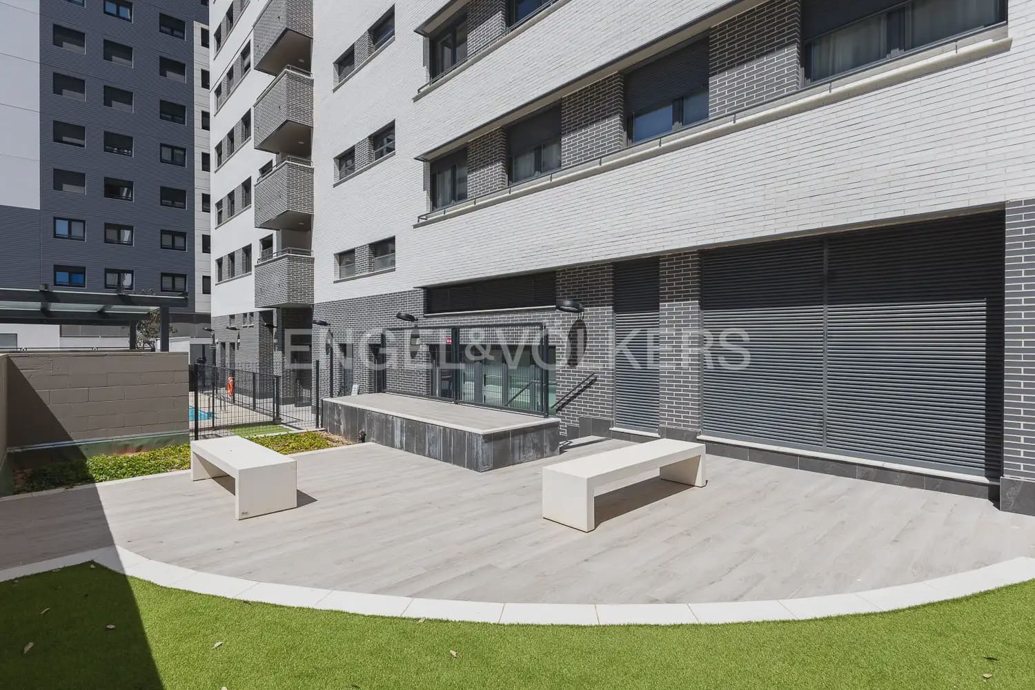 3 soveværelse Lejlighed til leje i Valencia by med swimmingpool garage - € 1.800 (Ref: 10138757)