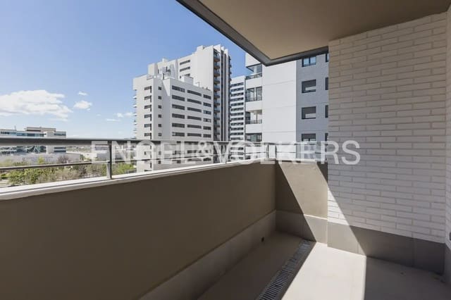 3 soverom Leilighet til leie i Malilla, Valencia by med svømmebasseng garasje - € 1 800 (Ref: 10138757)