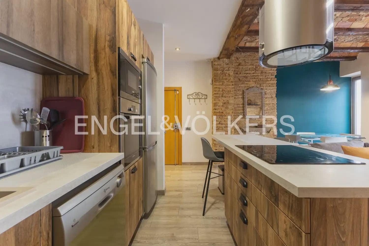 2 bedroom Flat for rent in Valencia city - € 1,800 (Ref: 10138758)
