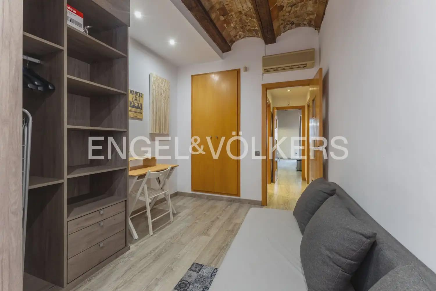 2 bedroom Flat for rent in Valencia city - € 1,800 (Ref: 10138758)