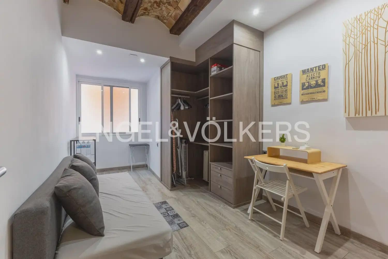 2 bedroom Flat for rent in Valencia city - € 1,800 (Ref: 10138758)