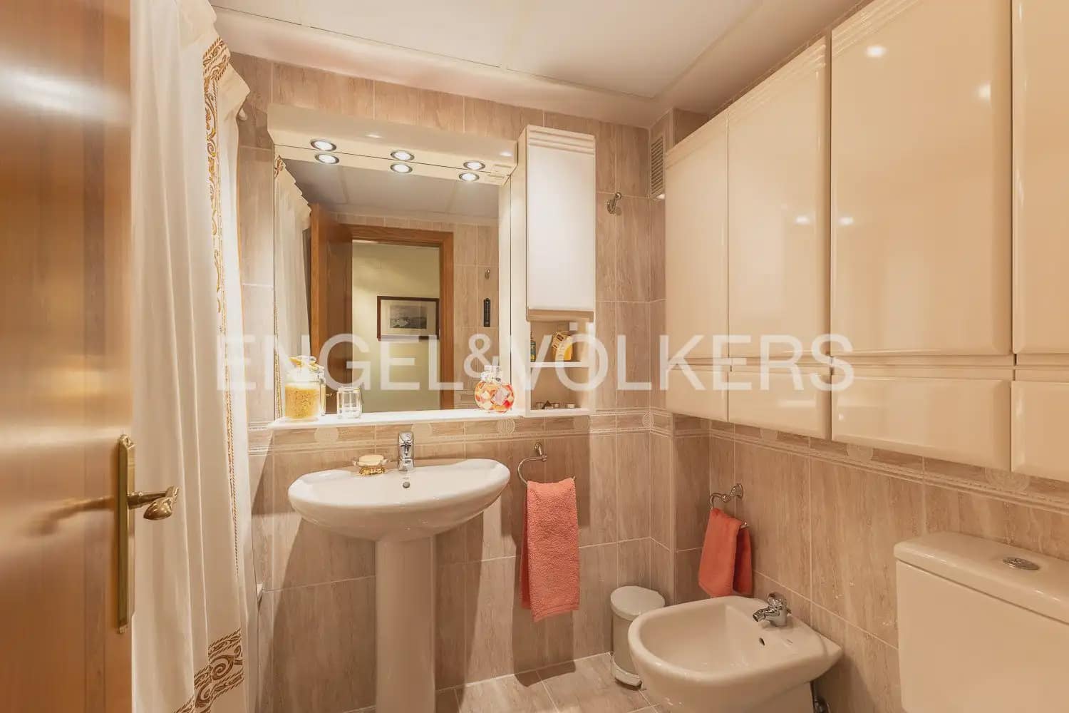 3 soverom Leilighet til salgs i Valencia by med svømmebasseng garasje - € 748 000 (Ref: 10138760)