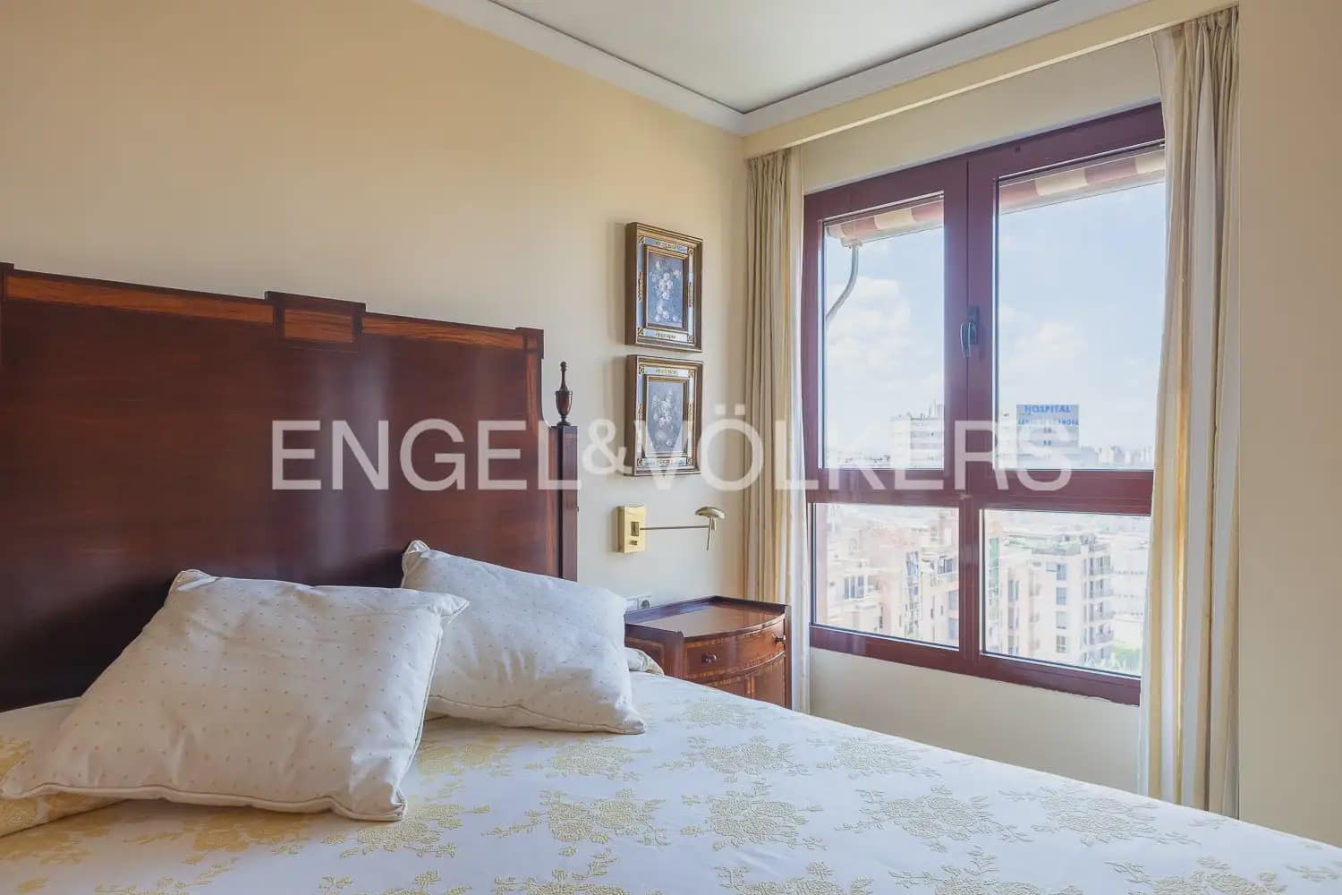 3 soverom Leilighet til salgs i Valencia by med svømmebasseng garasje - € 748 000 (Ref: 10138760)