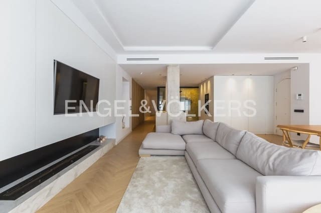 Piso de 4 habitaciones en Sant Francesc, València ciudad en alquiler - 4.300 € (Ref: 10138761)