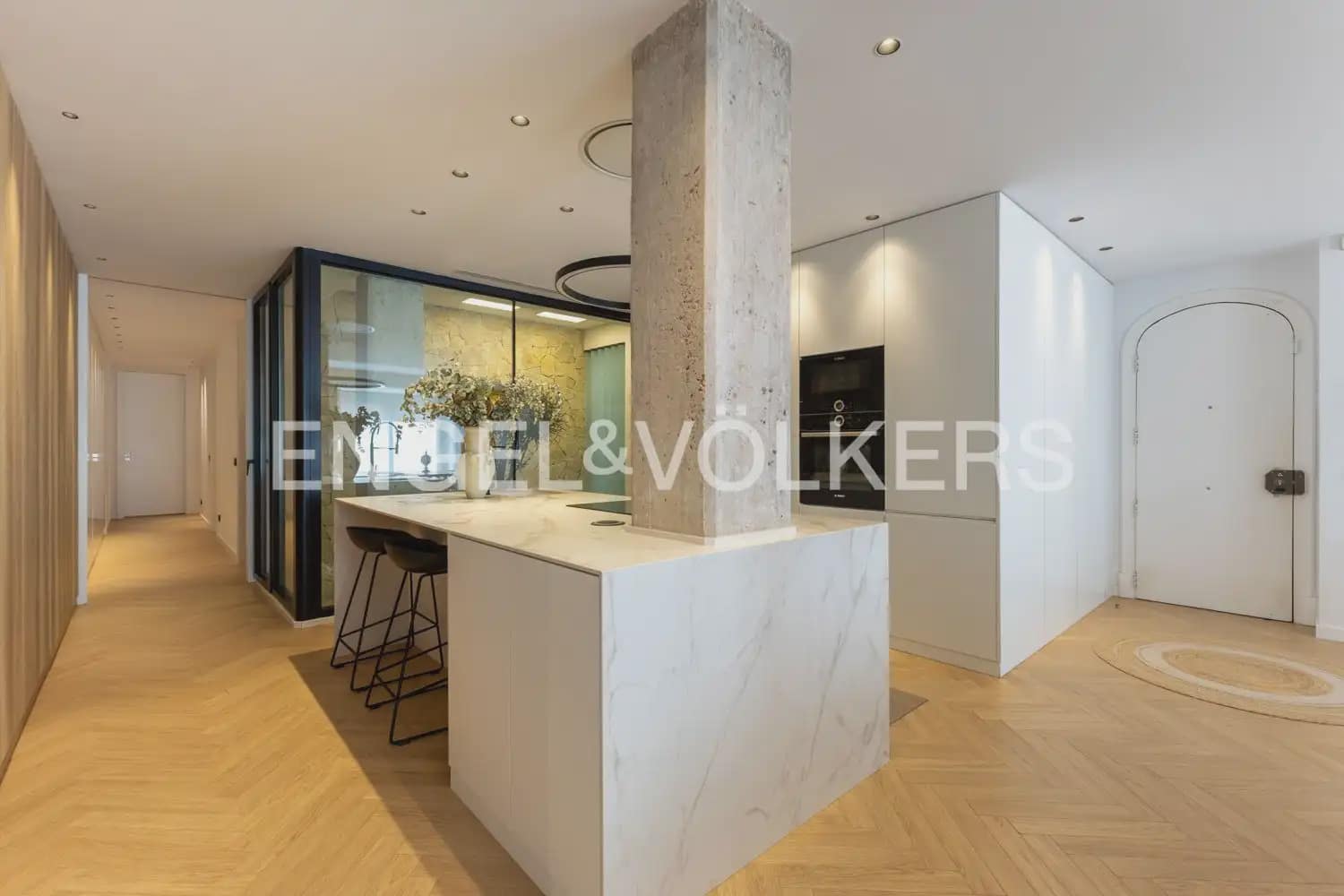 Piso de 4 habitaciones en València ciudad en alquiler - 4.300 € (Ref: 10138761)