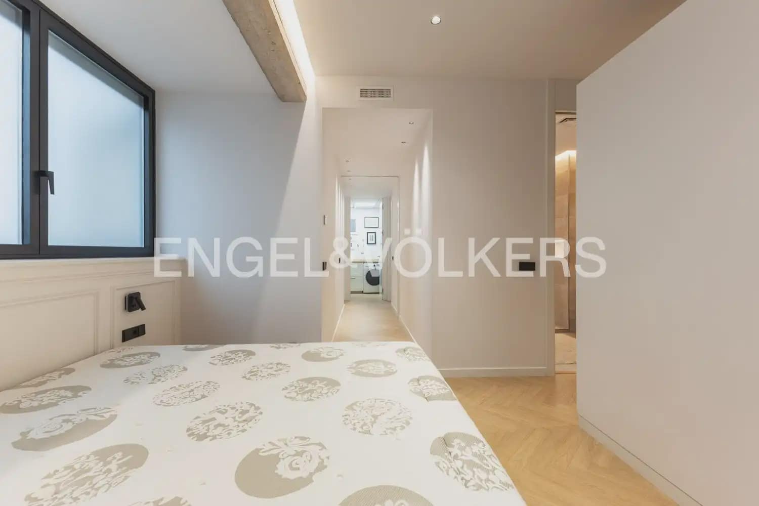 Piso de 4 habitaciones en València ciudad en alquiler - 4.300 € (Ref: 10138761)