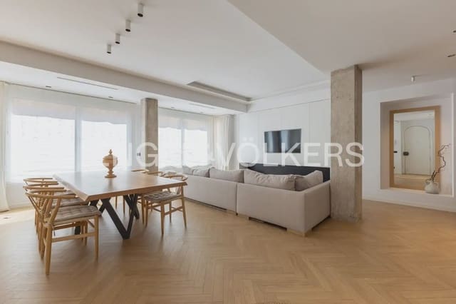 Piso de 4 habitaciones en Sant Francesc, València ciudad en alquiler - 4.300 € (Ref: 10138761)