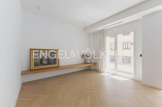 Piso de 4 habitaciones en Sant Francesc, València ciudad en alquiler - 4.300 € (Ref: 10138761)