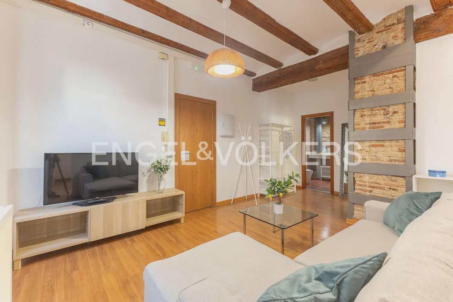 1 soveværelse Lejlighed til leje i Valencia by - € 1.400 (Ref: 10138762)