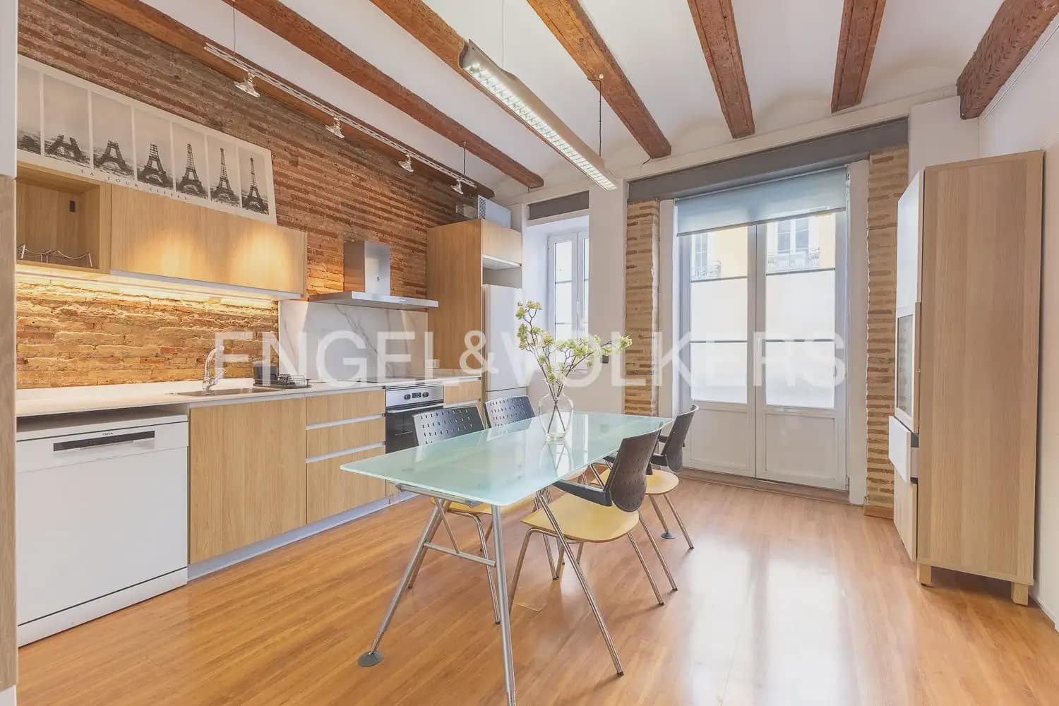 1 soveværelse Lejlighed til leje i Valencia by - € 1.400 (Ref: 10138762)