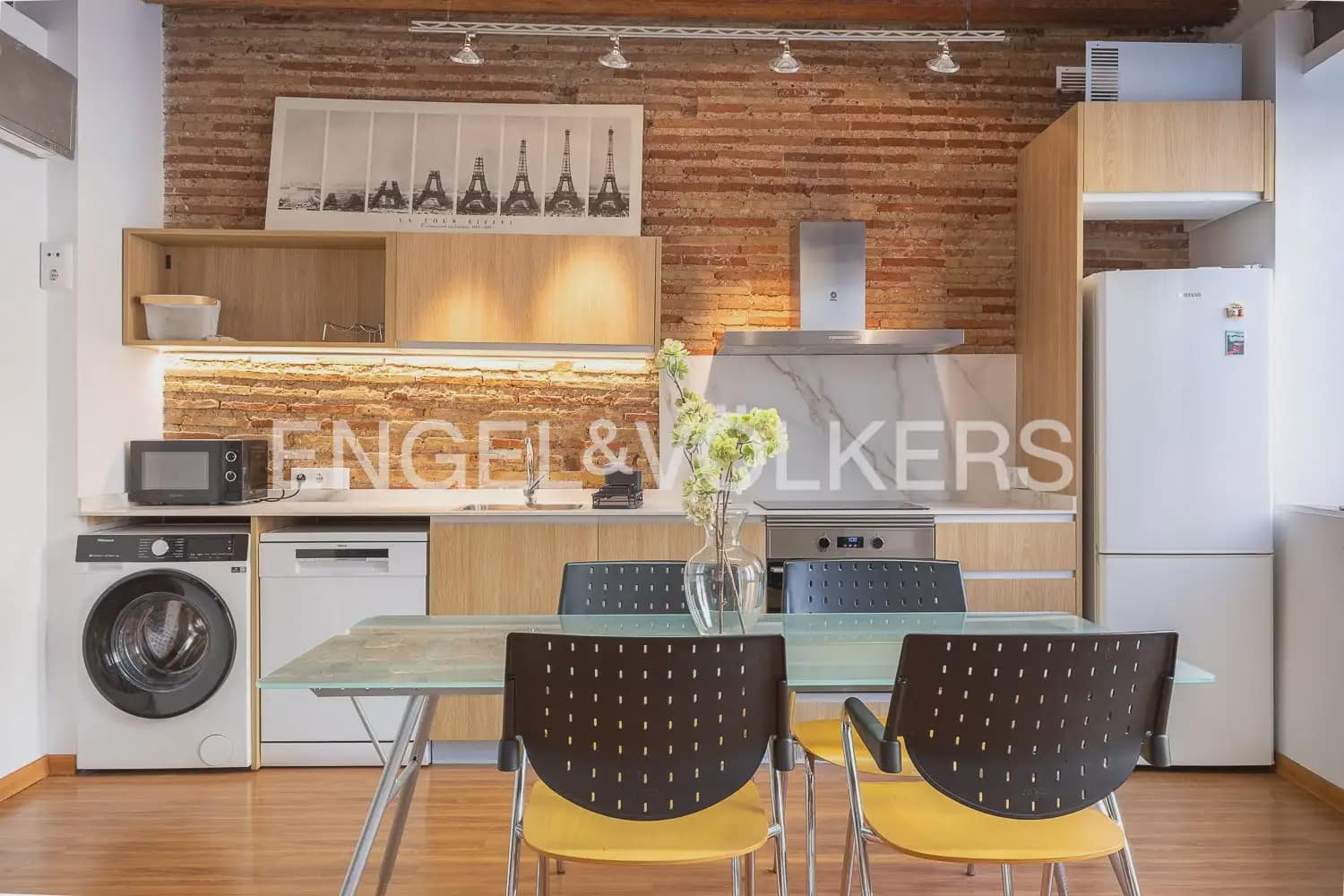 1 soveværelse Lejlighed til leje i Valencia by - € 1.400 (Ref: 10138762)