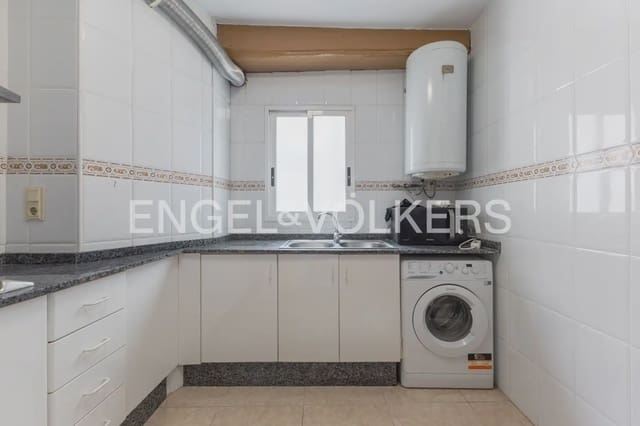3 sovrum Lägenhet att hyra i El Mercat, Valencia stad - 1 300 € (Ref: 10138764)