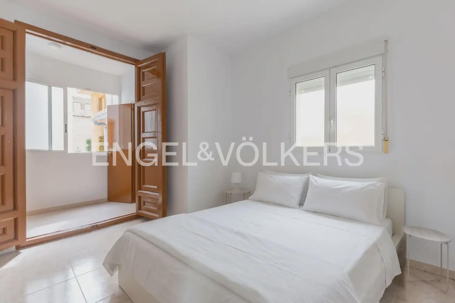 3 sovrum Lägenhet att hyra i Valencia stad - 1 300 € (Ref: 10138764)