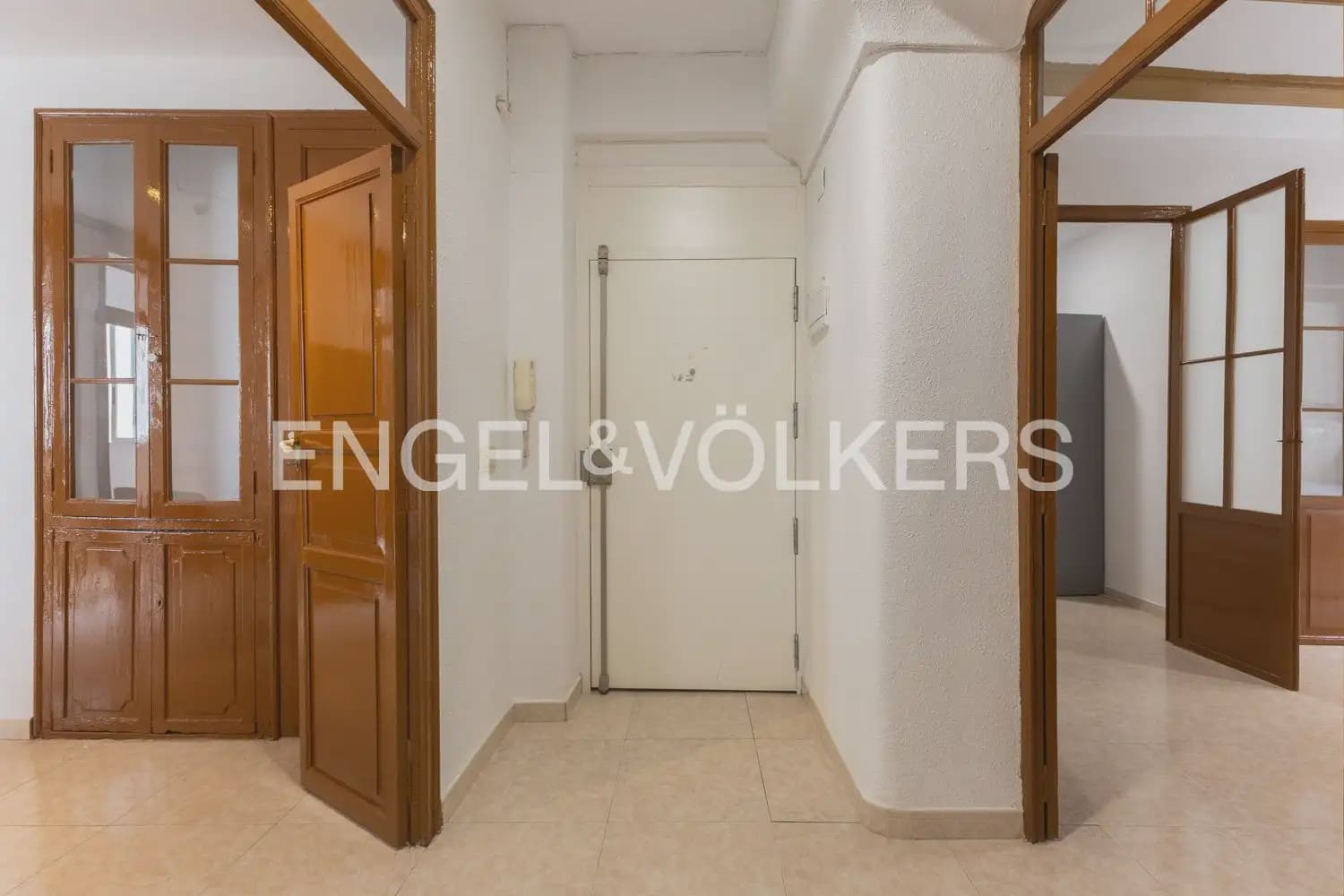 3 sovrum Lägenhet att hyra i Valencia stad - 1 300 € (Ref: 10138764)