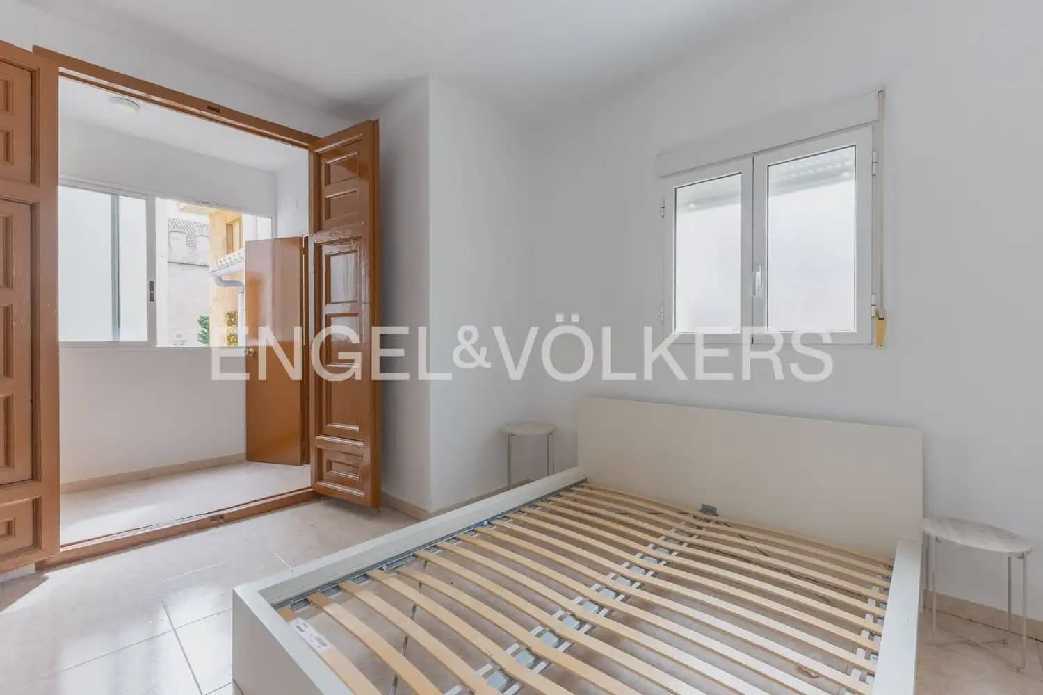 3 sovrum Lägenhet att hyra i Valencia stad - 1 300 € (Ref: 10138764)