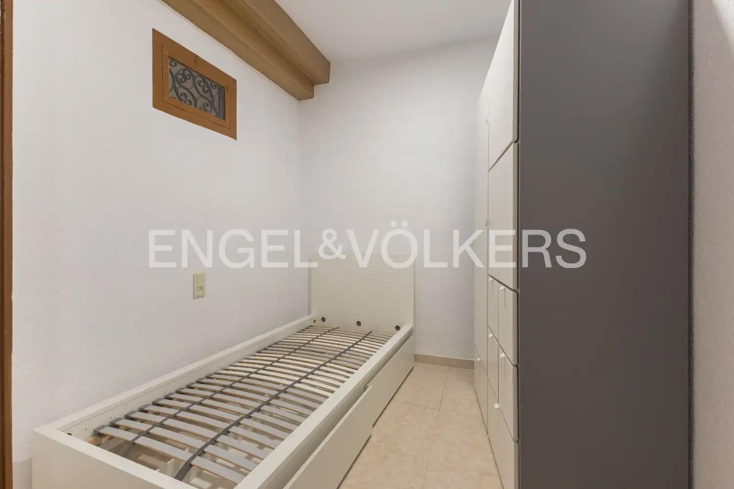 3 sovrum Lägenhet att hyra i Valencia stad - 1 300 € (Ref: 10138764)