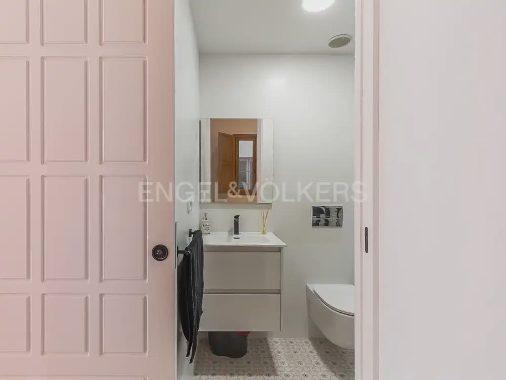 1 bedroom Flat for rent in Valencia city - € 1,400 (Ref: 10140133)