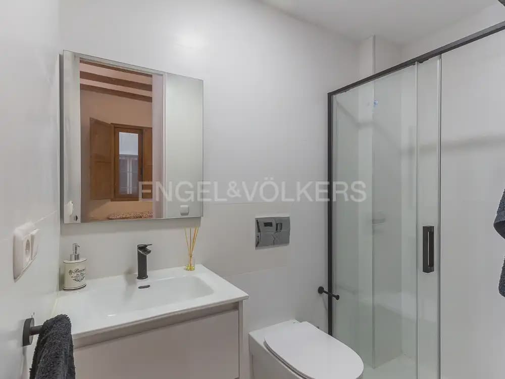 1 bedroom Flat for rent in Valencia city - € 1,400 (Ref: 10140133)