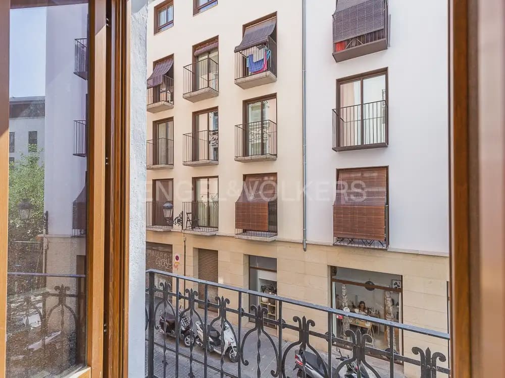 1 bedroom Flat for rent in Valencia city - € 1,400 (Ref: 10140133)